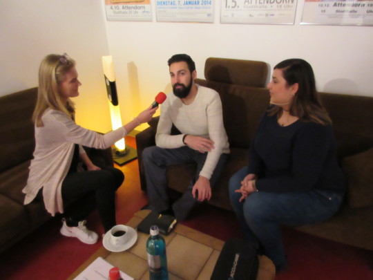 Jessica mit Murat Isboga und Cansu Karagöz Bild: KRA 2